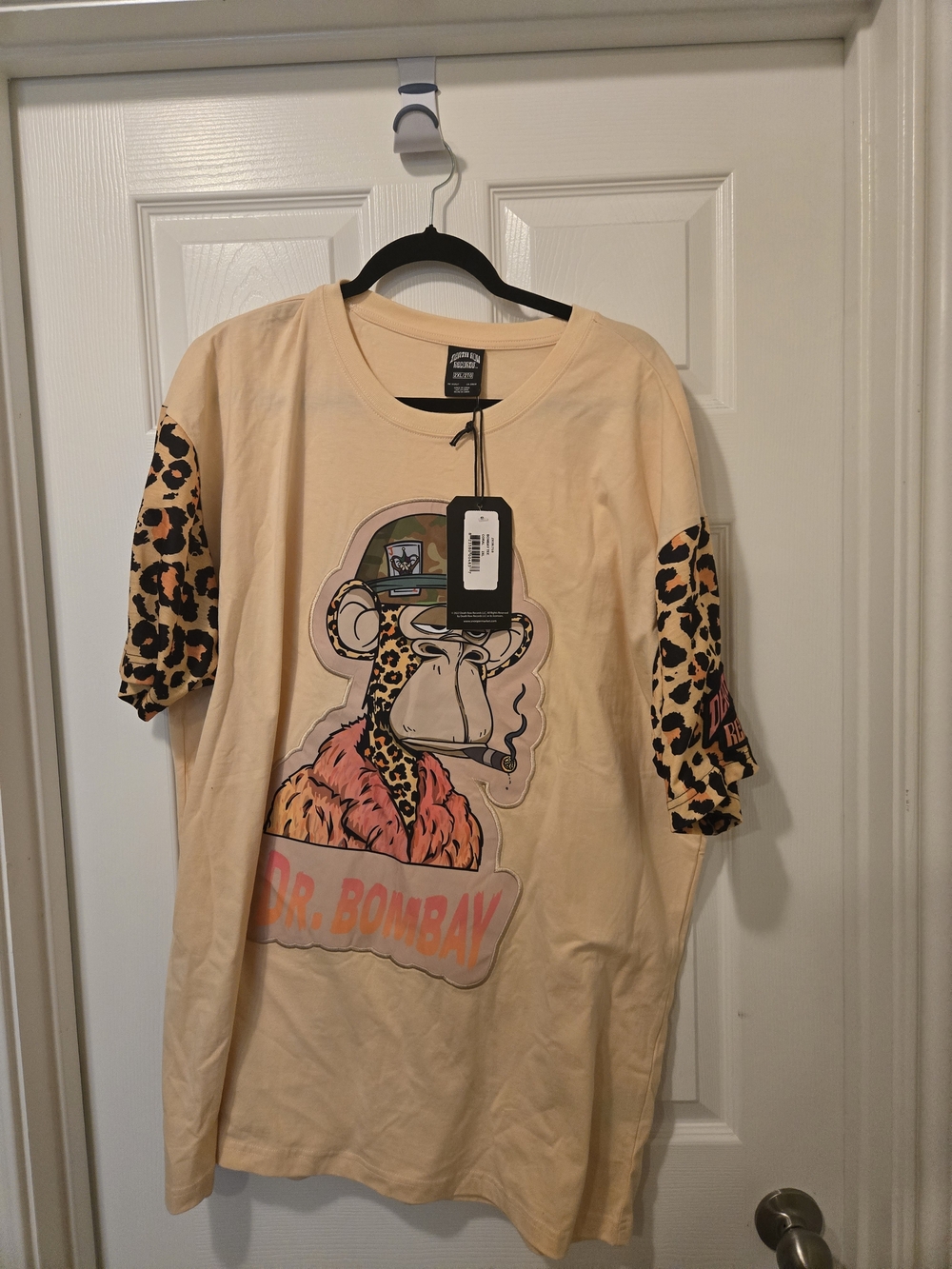 Dr. Bombay Graphic Tee - Peach with Leopard Sleeves